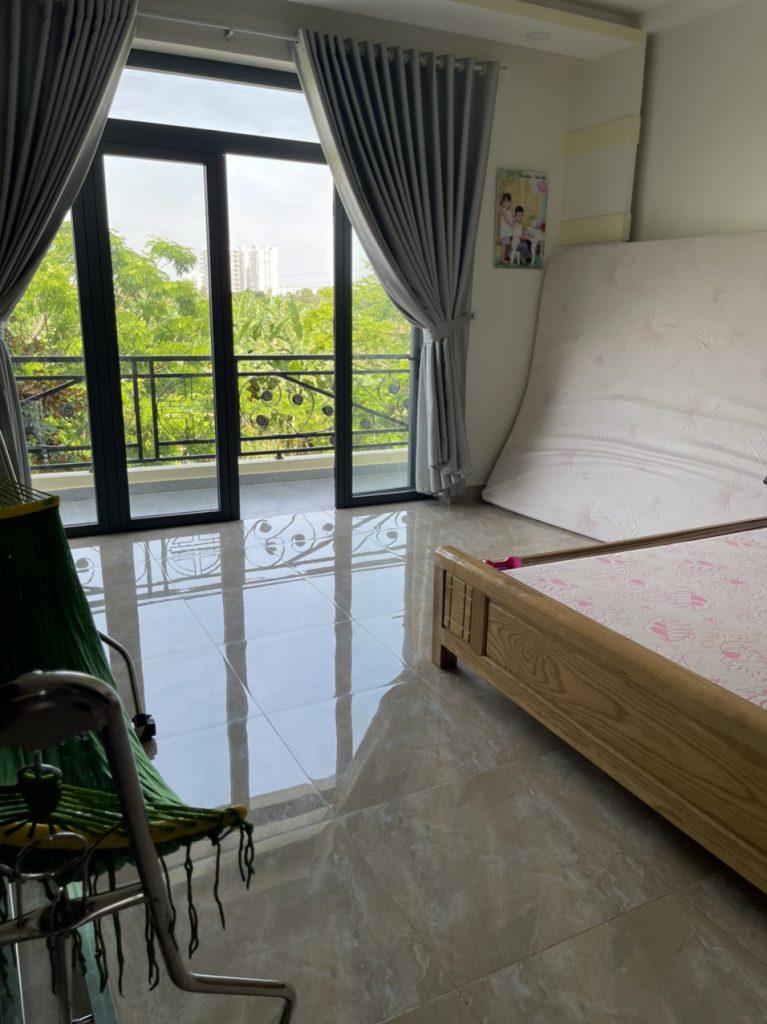 NHÀ BÁN PHONG PHÚ 4